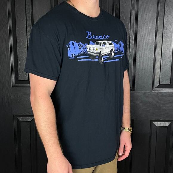 Vintage Ford Bronco T Shirt - Picture 2 of 4